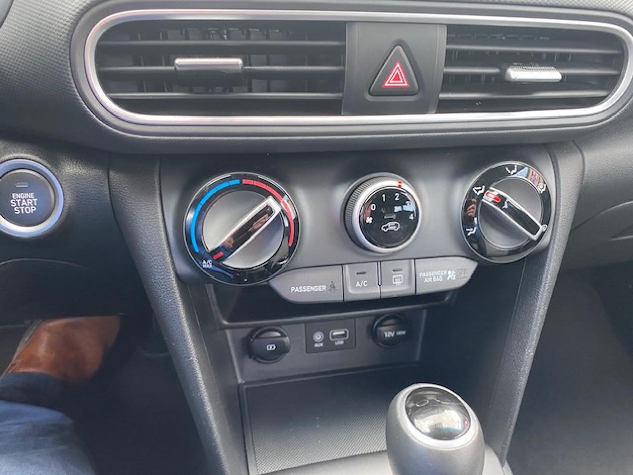 2020 Hyundai KONA Preferred - Photo #12