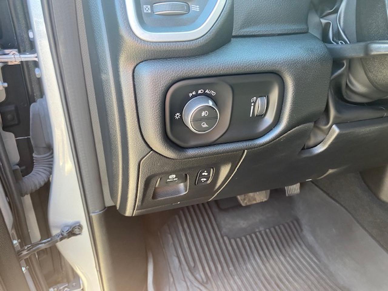 2022 RAM 1500 Big Horn - Photo #12