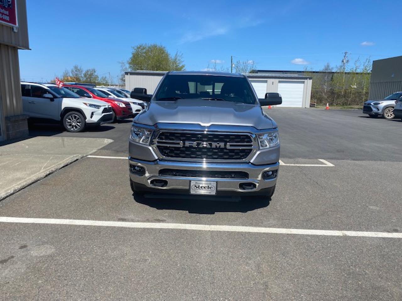 2022 RAM 1500 Big Horn - Photo #3