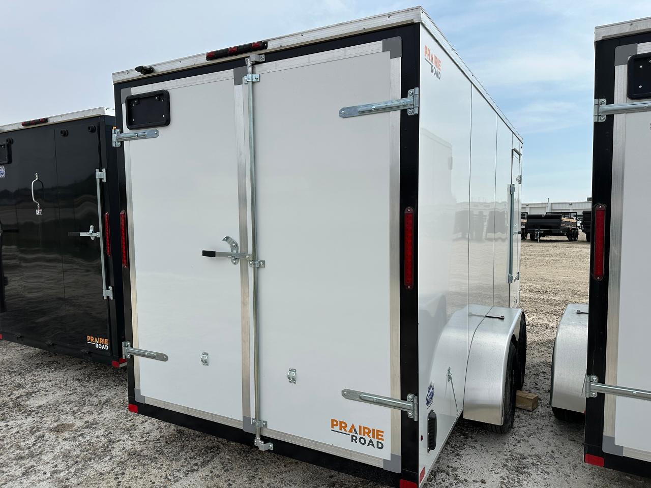 2025 Prairie Road Trailer 7 x 16' Prairie Road Barn Door Photo3