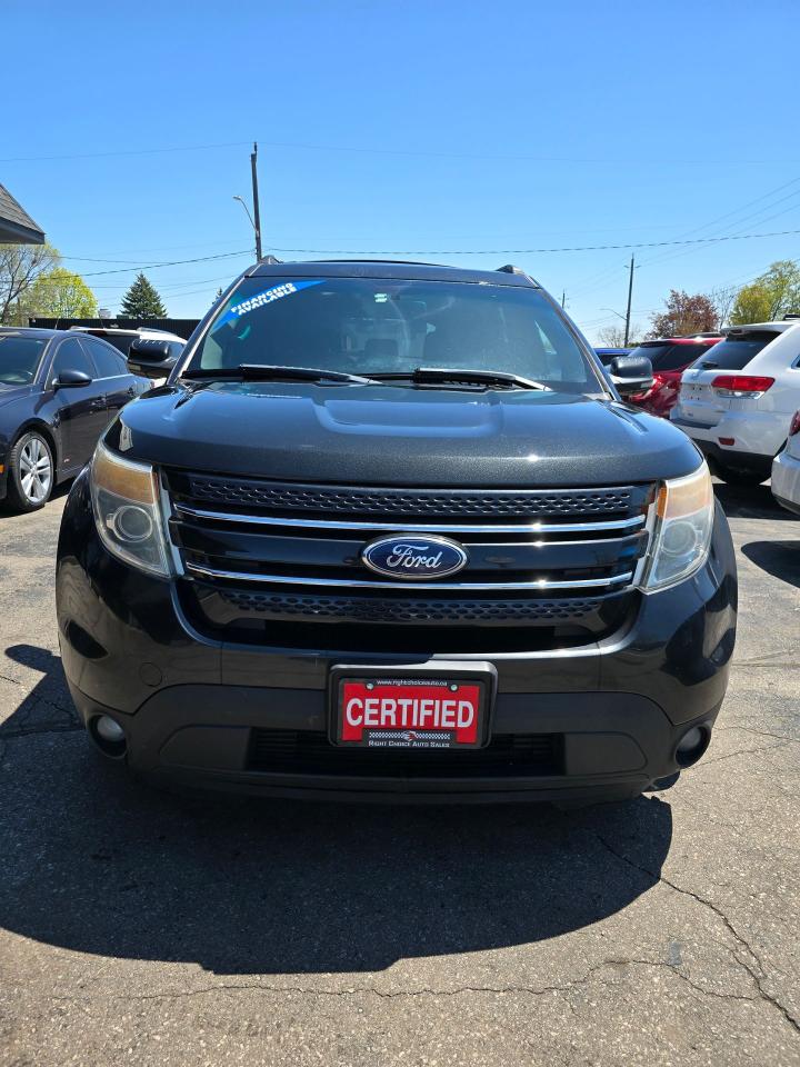 2011 Ford Explorer LIMITED - Photo #5