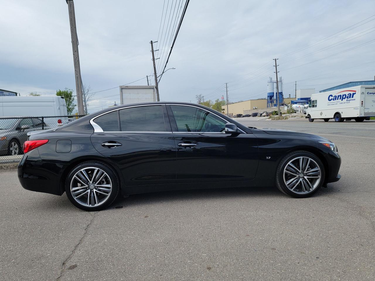 2015 Infiniti Q50 Sport | Limited Photo3