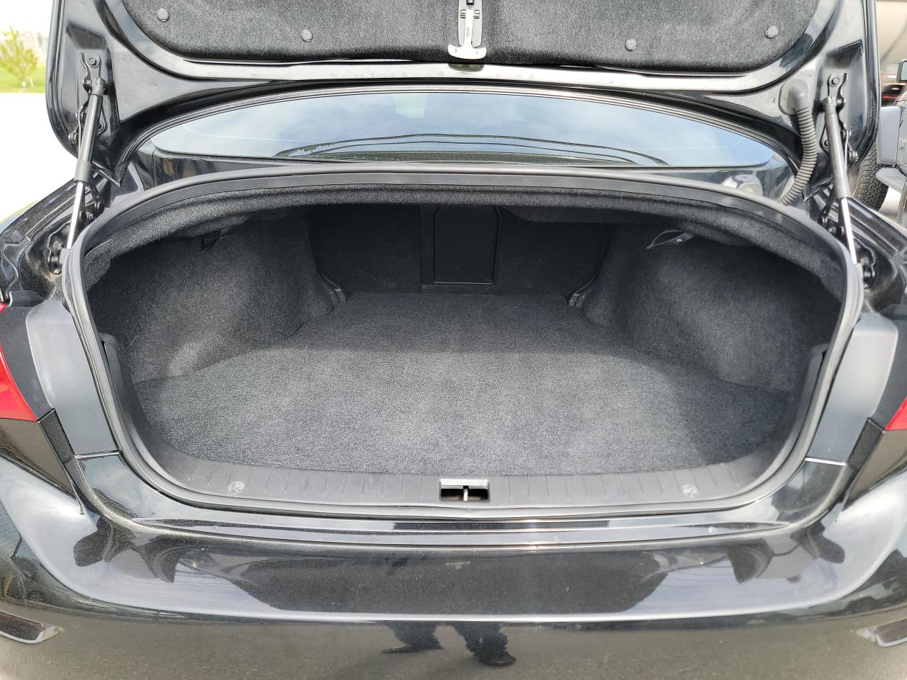 2015 Infiniti Q50 Sport | Limited - Photo #14
