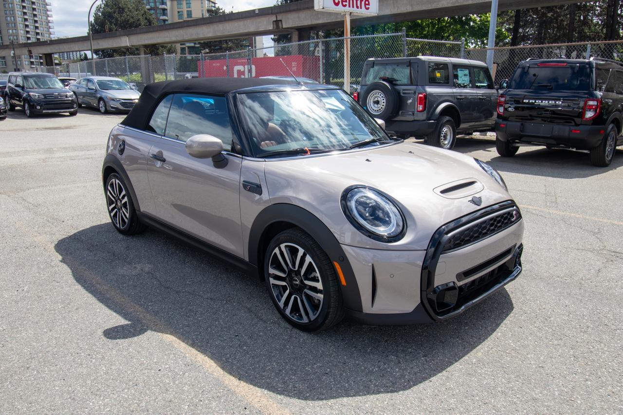 2023 MINI Cooper S  Photo5