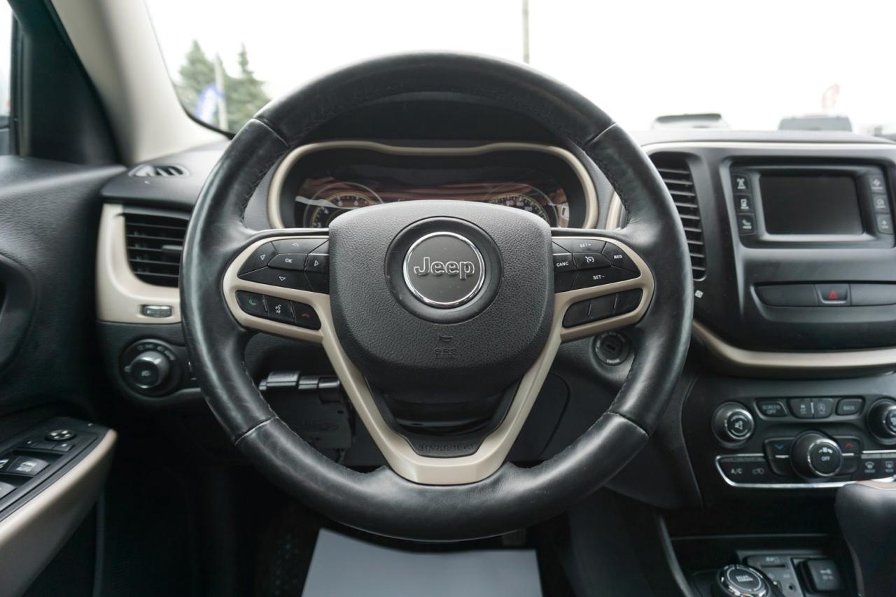 2017 Jeep Cherokee 3.2L V6 NORTH 4WD CERTIFIED *ACCIDENT FREE* CAMERA BLUETOOTH CRUISE ALLOYS - Photo #10