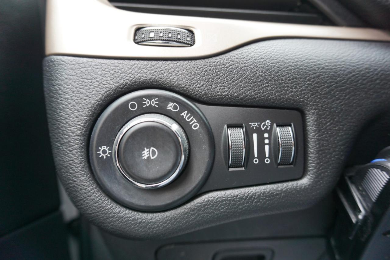 2017 Jeep Cherokee 3.2L V6 NORTH 4WD CERTIFIED *ACCIDENT FREE* CAMERA BLUETOOTH CRUISE ALLOYS - Photo #26