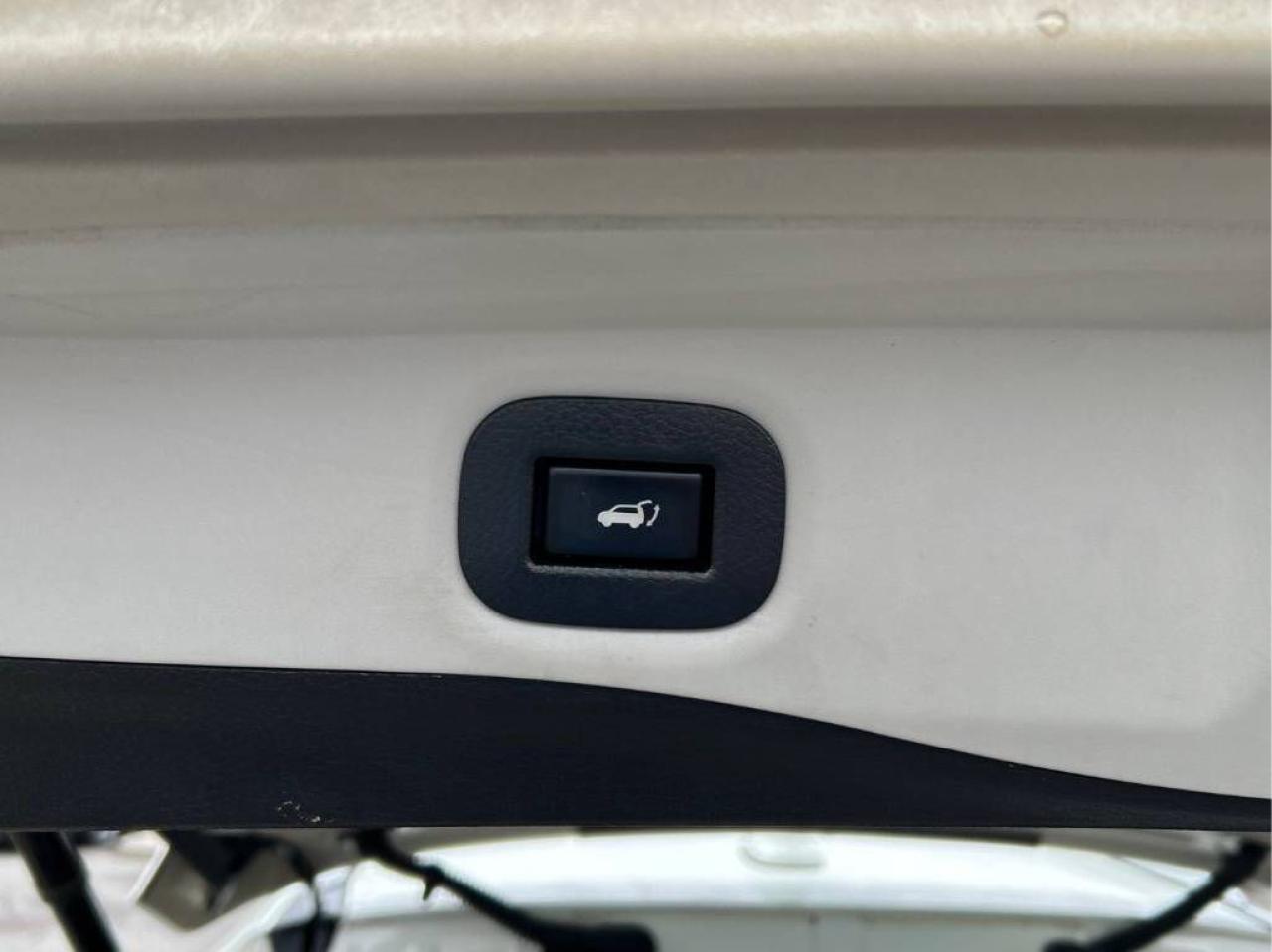 2020 Nissan Rogue SV AWD - Photo #18