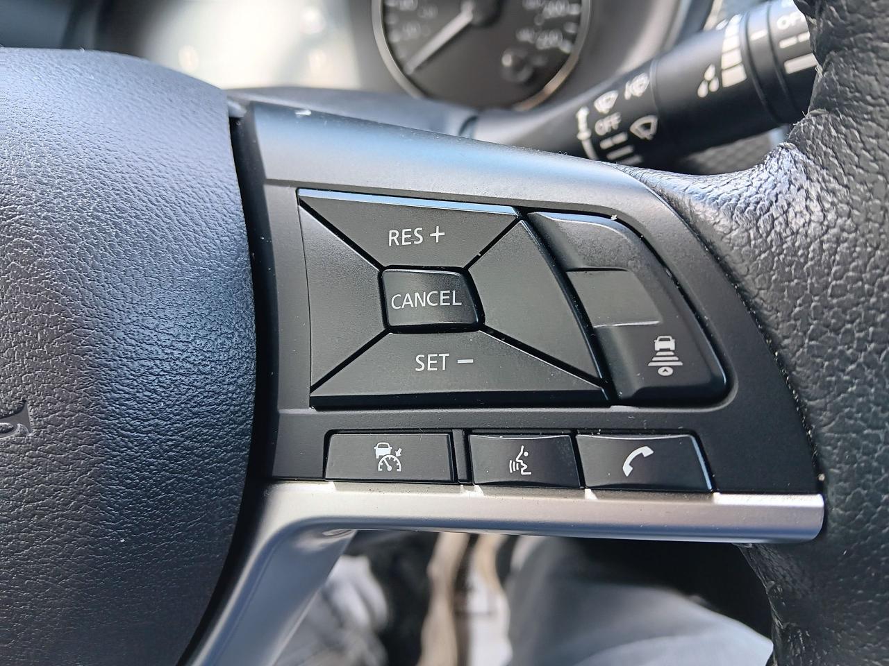2023 Nissan Kicks SV, Blindspot, Htd Steering & Seats, Remote, BU Ca - Photo #13