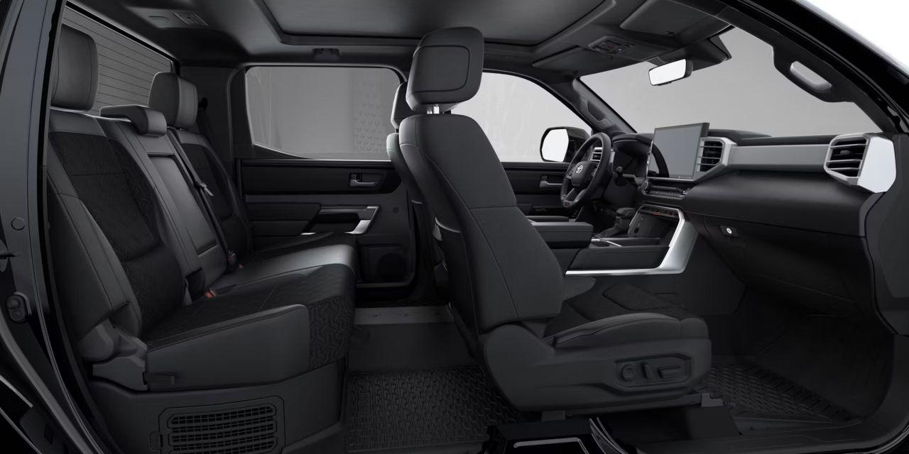 2025 Toyota Tundra Hybrid CrewMax Limited Photo