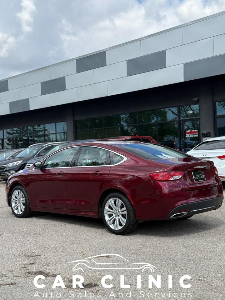 2015 Chrysler 200 Limited - Photo #4