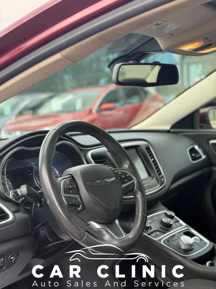 2015 Chrysler 200 Limited - Photo #13