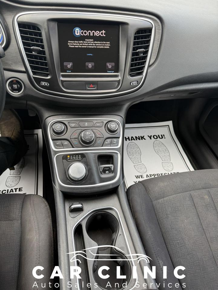 2015 Chrysler 200 Limited - Photo #24
