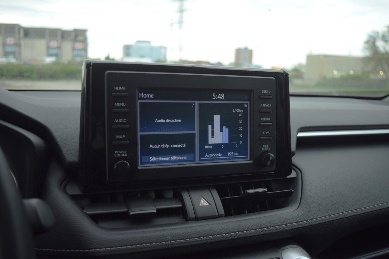 2020 Toyota RAV4 XLE AWD - Photo #10