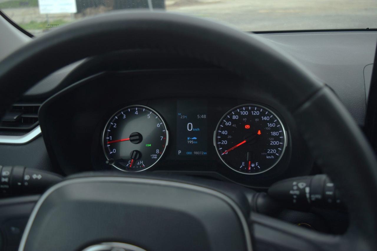 2020 Toyota RAV4 XLE AWD - Photo #11