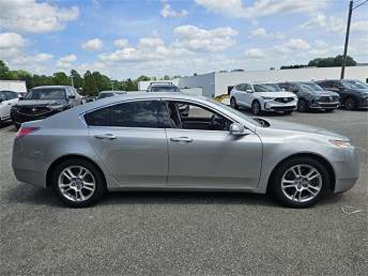 Used 2011 Acura TL TECH PKG/ LEATHER /ROOF / NAVI / PUSH START /AC/ for sale in Scarborough, ON