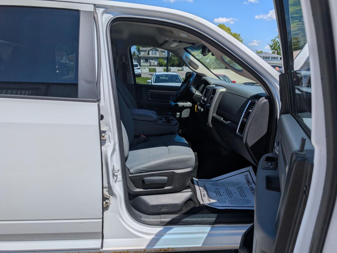 2017 RAM 1500 4WD CREW CAB 149" SLT - Photo #21