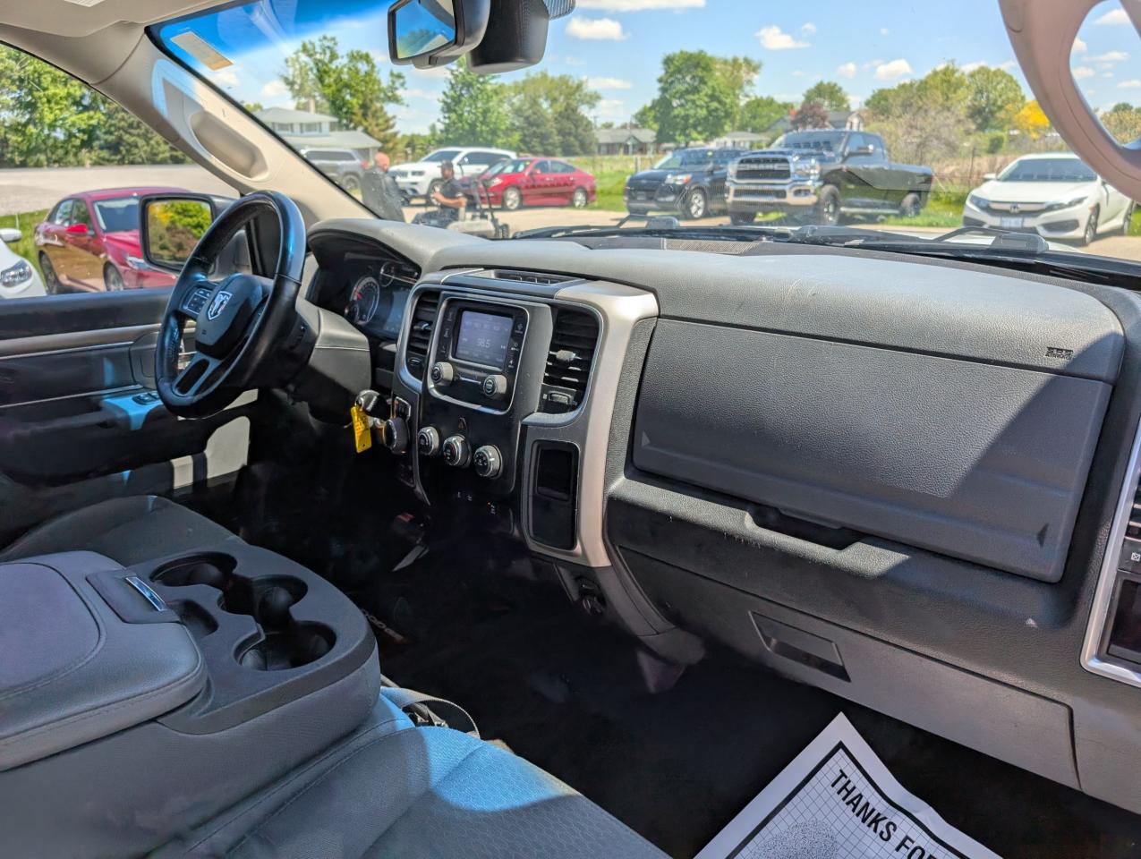 2017 RAM 1500 4WD CREW CAB 149" SLT - Photo #25