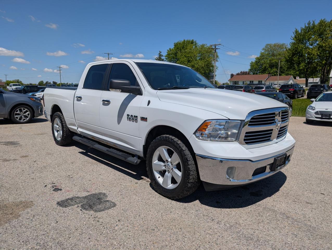 2017 RAM 1500 4WD CREW CAB 149" SLT - Photo #7