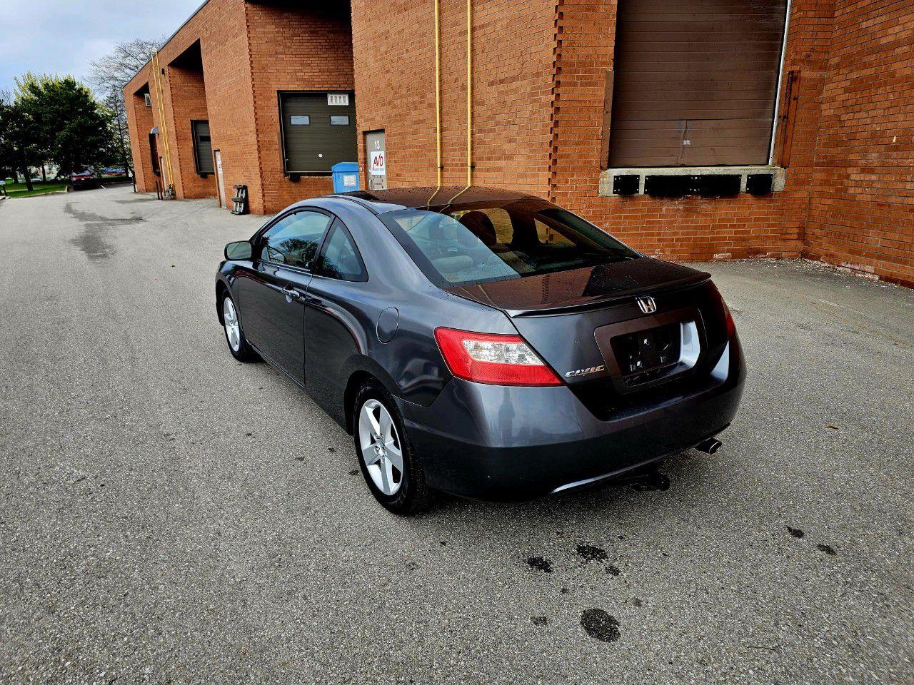 2009 Honda Civic Cpe LX Automatic with Sunroof - Photo #7
