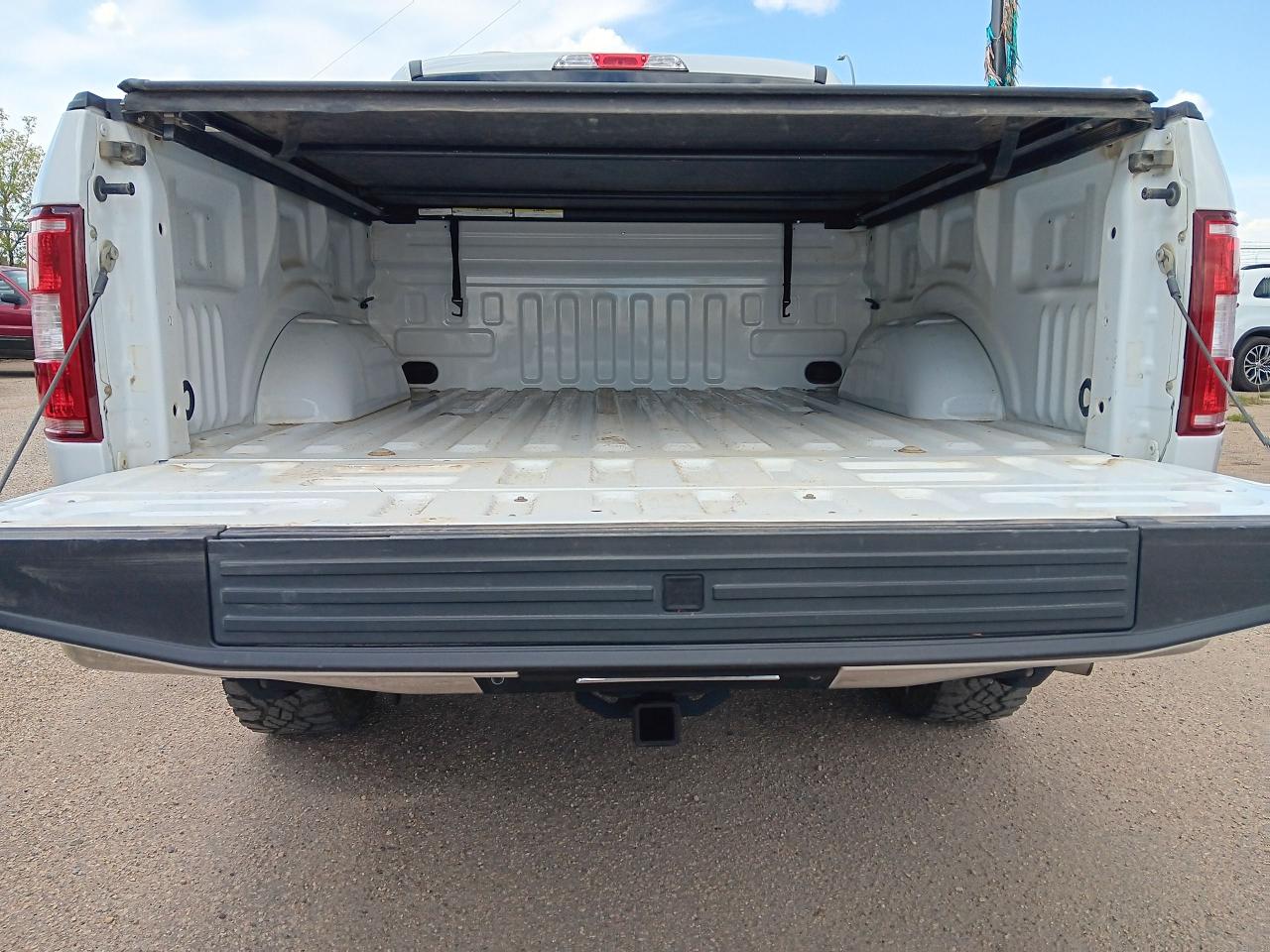 2020 Ford F-150 XLT Crewcab 4x4, Trailer Pkg, BU Cam, Remote, XTR - Photo #10