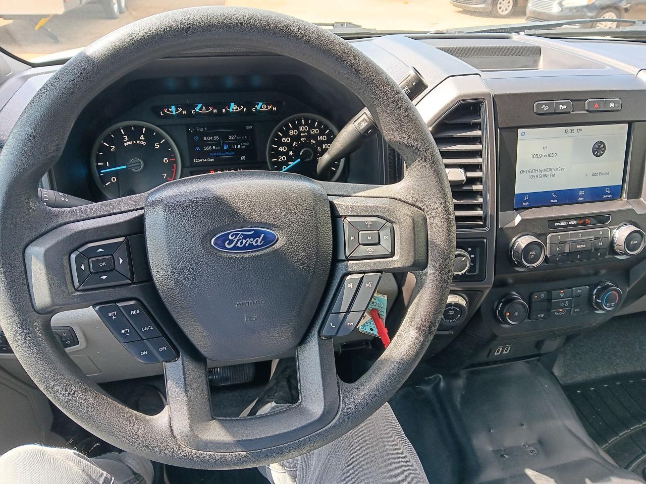2020 Ford F-150 XLT Crewcab 4x4, Trailer Pkg, BU Cam, Remote, XTR - Photo #12