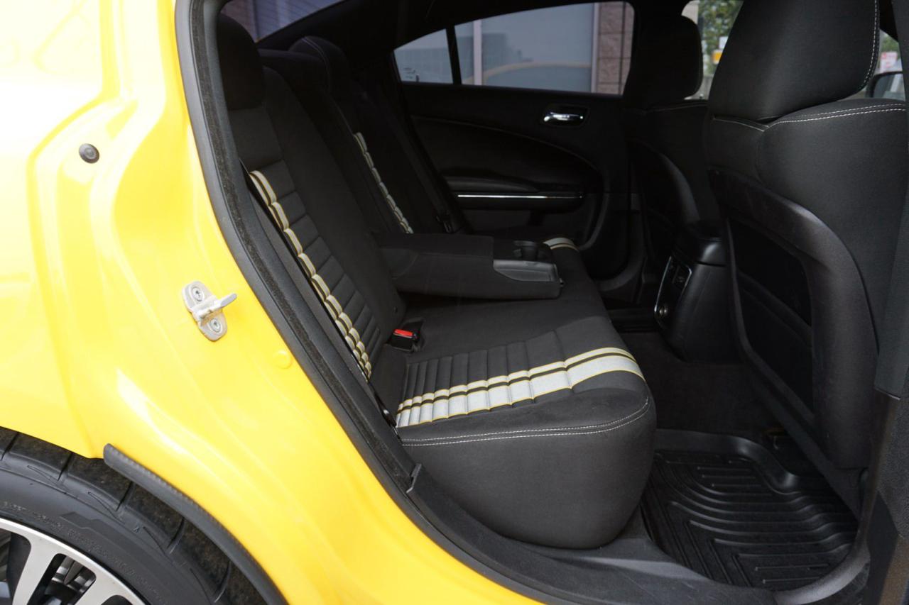 2012 Dodge Charger SRT-8 HEMI 6.4L SUPERBEE CERTIFIED *SERVICE RECORDS* BLUETOOTH HEATED SEATS CRUISE ALLOYS - Photo #17
