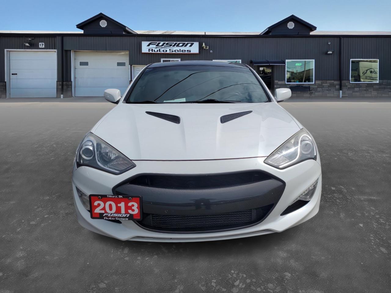 2013 Hyundai Genesis Coupe Premium-LEATHER-SUNROOF-NAVIGATION-EXHAUST - Photo #6