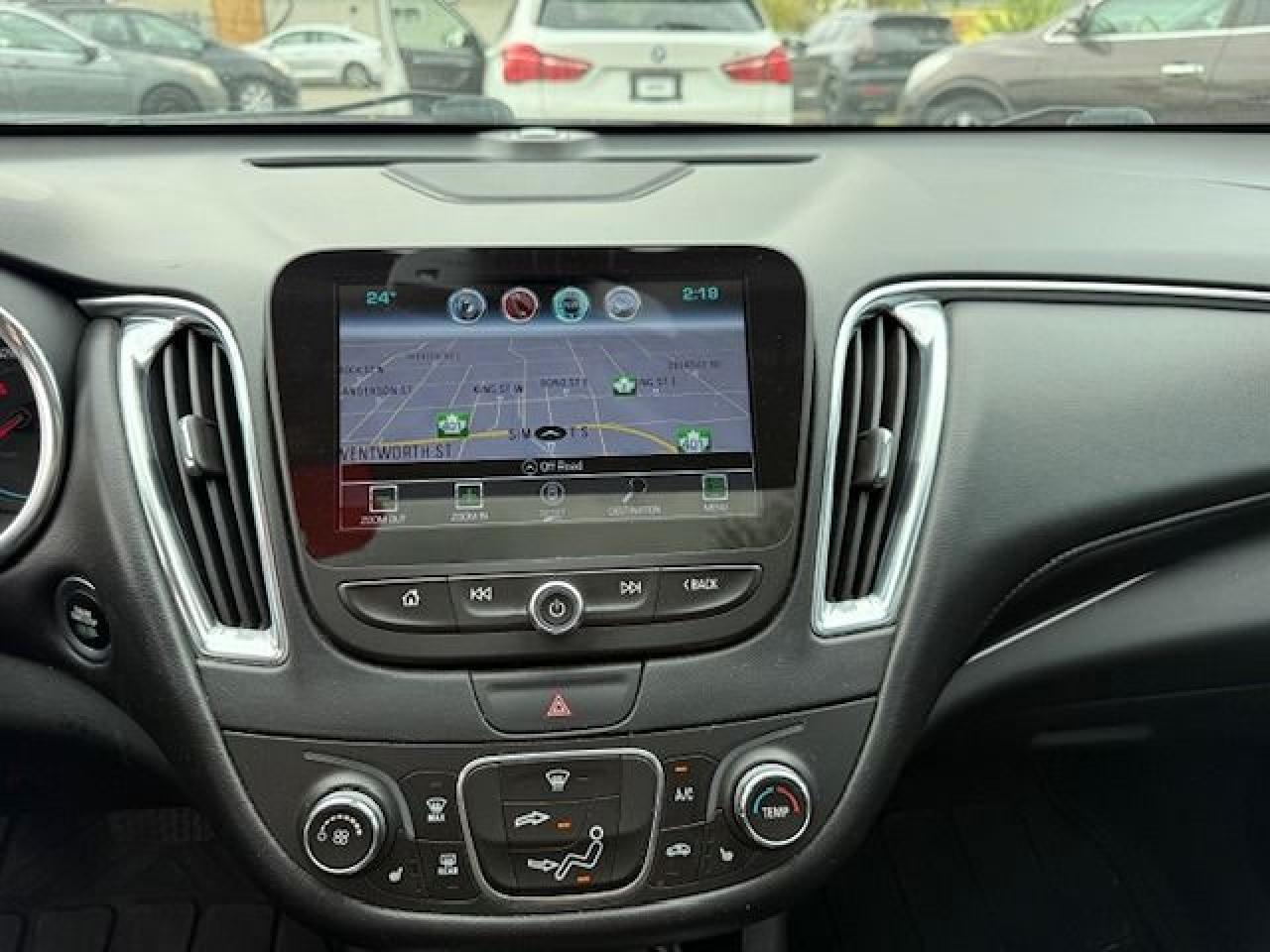 2016 Chevrolet Malibu LT - Photo #8