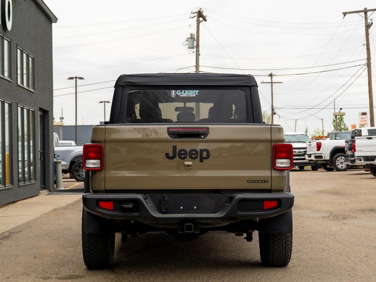 2020 Jeep Gladiator Sport S Soft Top Photo6