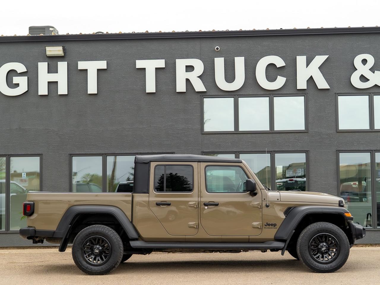 2020 Jeep Gladiator Sport S Soft Top Photo25