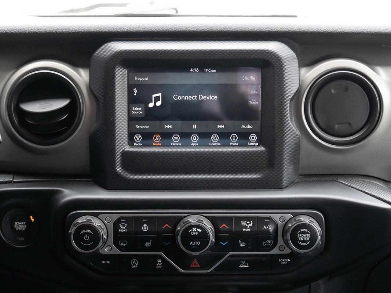 2020 Jeep Gladiator Sport S Soft Top Photo29