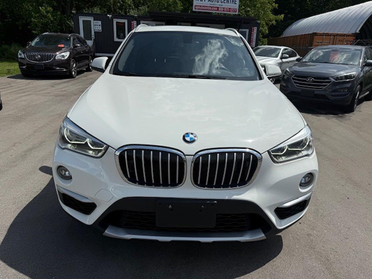 2016 BMW X1 xDrive28i - Photo #2