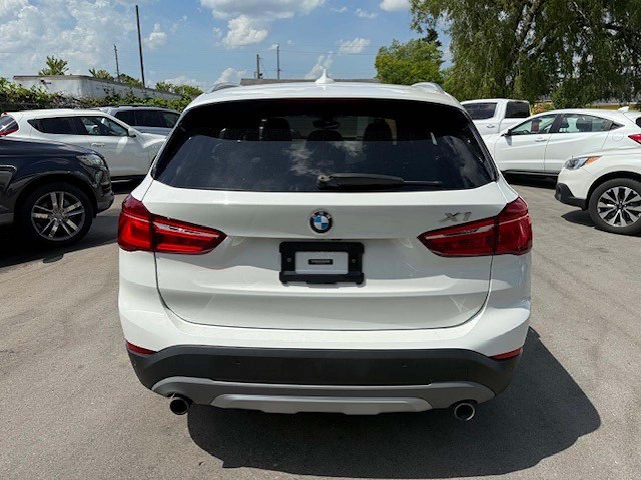 2016 BMW X1 xDrive28i - Photo #5