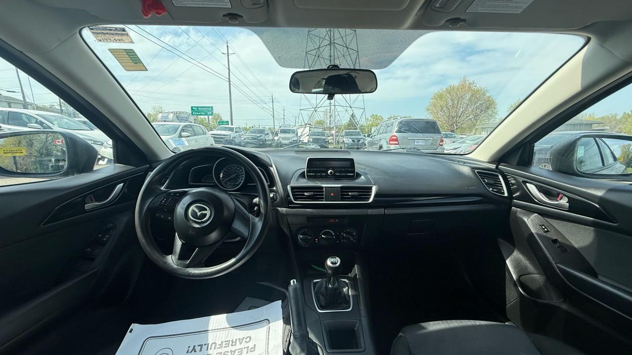 2014 Mazda MAZDA3 GX-SKY - Photo #11