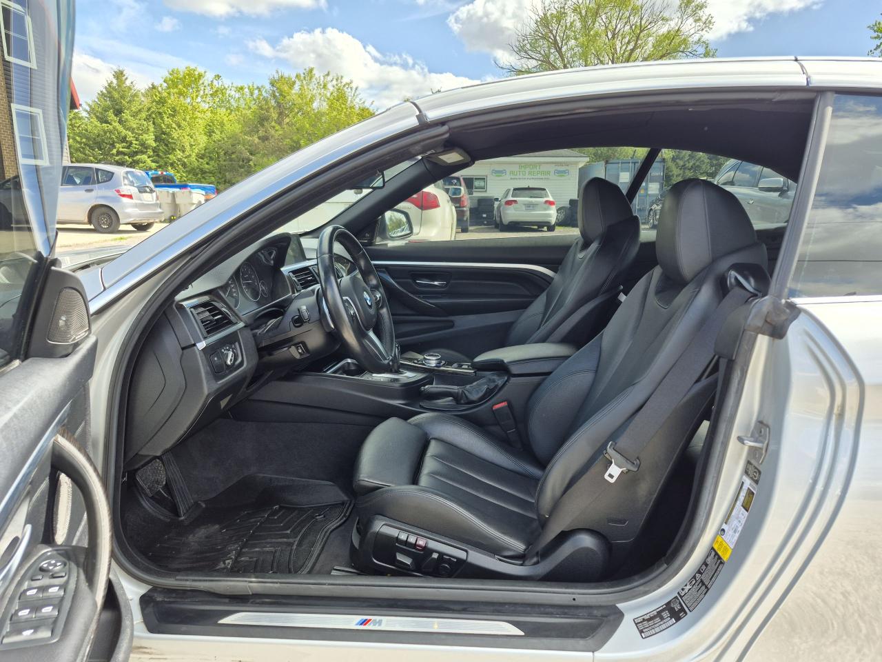 2015 BMW 4 Series 2dr Conv 435i xDrive M Pkg. Photo