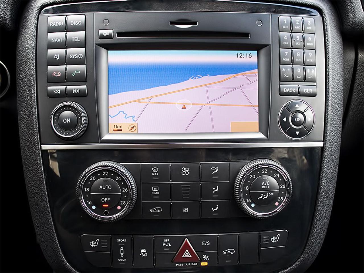 2013 Mercedes-Benz R350 BLUETEC | AMG | NAVI | REARCAM | PANOROOF - Photo #2