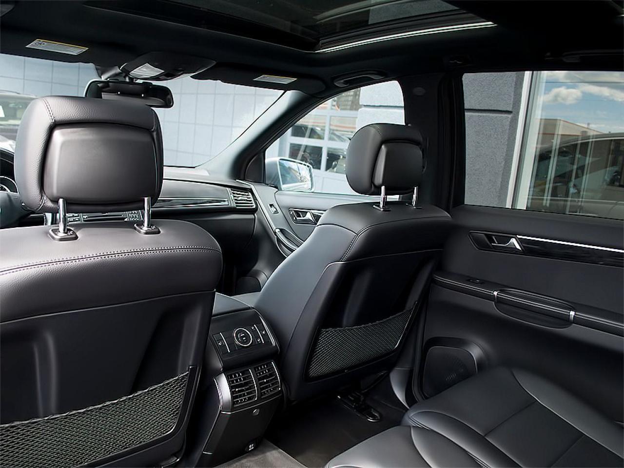 2013 Mercedes-Benz R350 BLUETEC | AMG | NAVI | REARCAM | PANOROOF - Photo #11