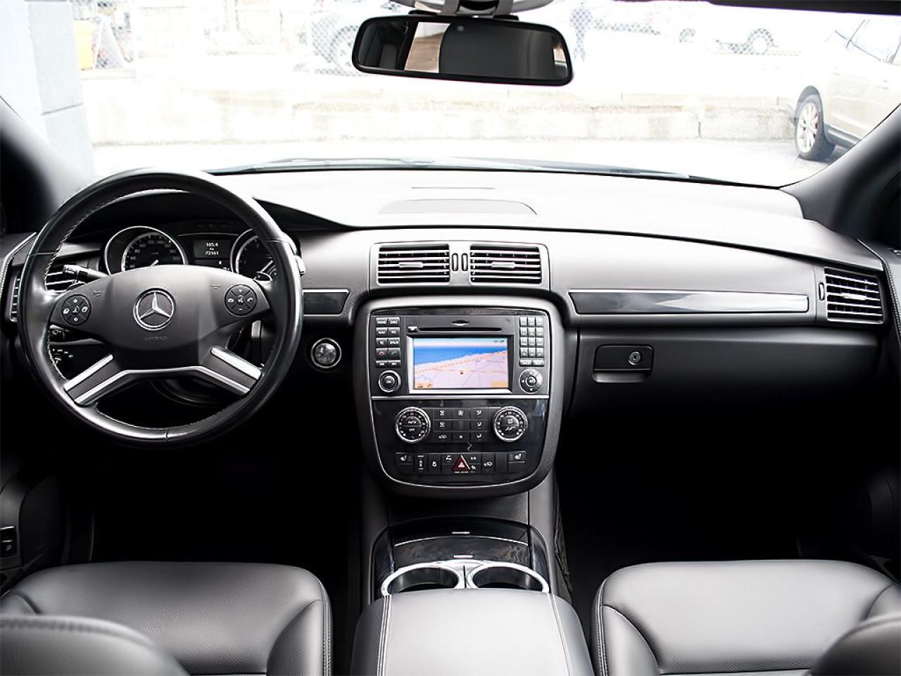 2013 Mercedes-Benz R350 BLUETEC | AMG | NAVI | REARCAM | PANOROOF - Photo #13