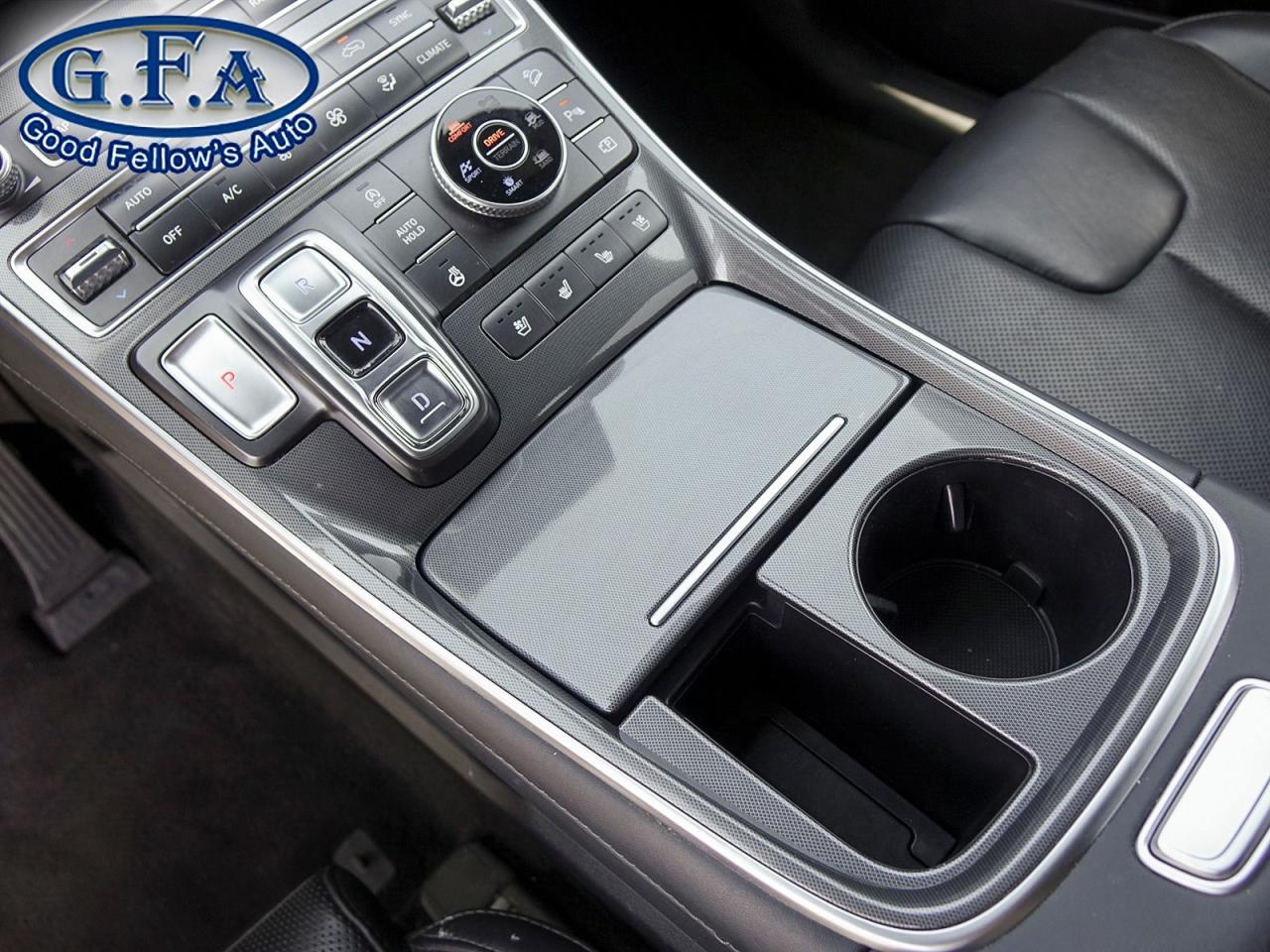 2021 Hyundai Santa Fe ULTIMATE CALLIGRAPHY MODEL, AWD, 8 PASSENGER, LEAT Photo16