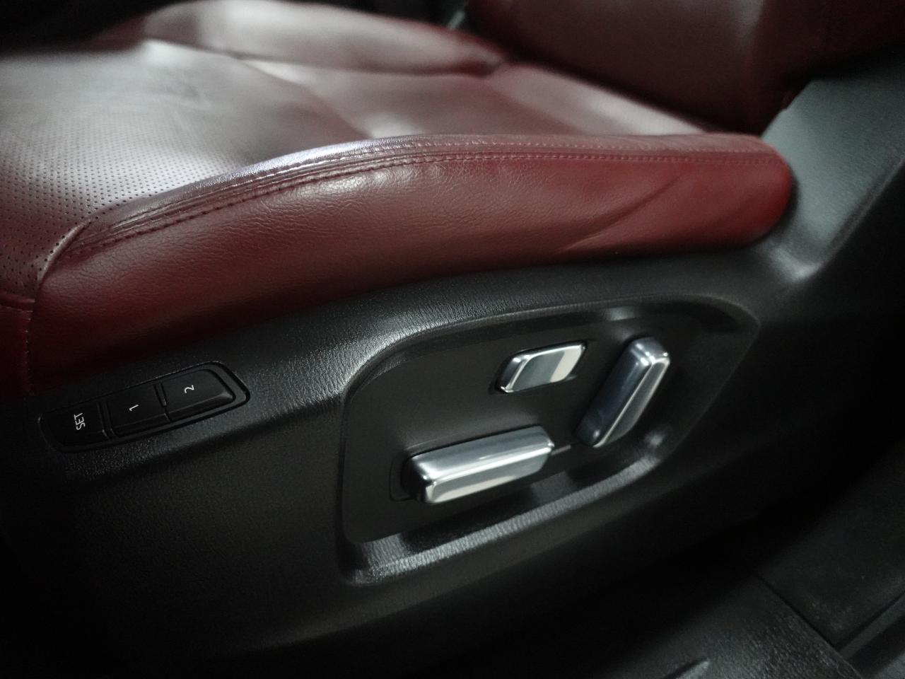 2022 Mazda CX-9 KURO | AWD | Nav | Red Leather | Sunroof | CarPlay