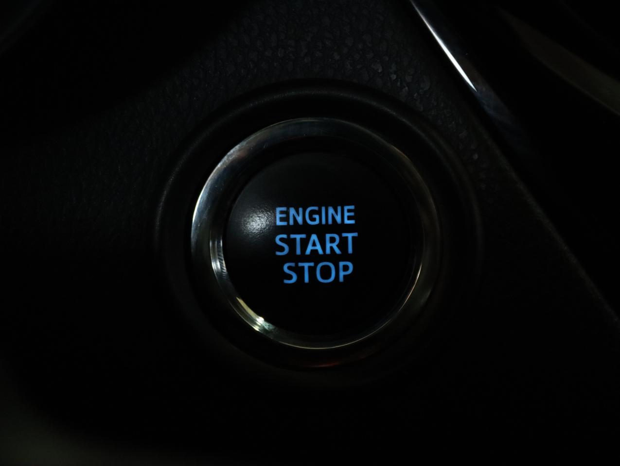 2020 Toyota C-HR XLE PREMIUM | LaneDep | Heated Seats | CarPlay