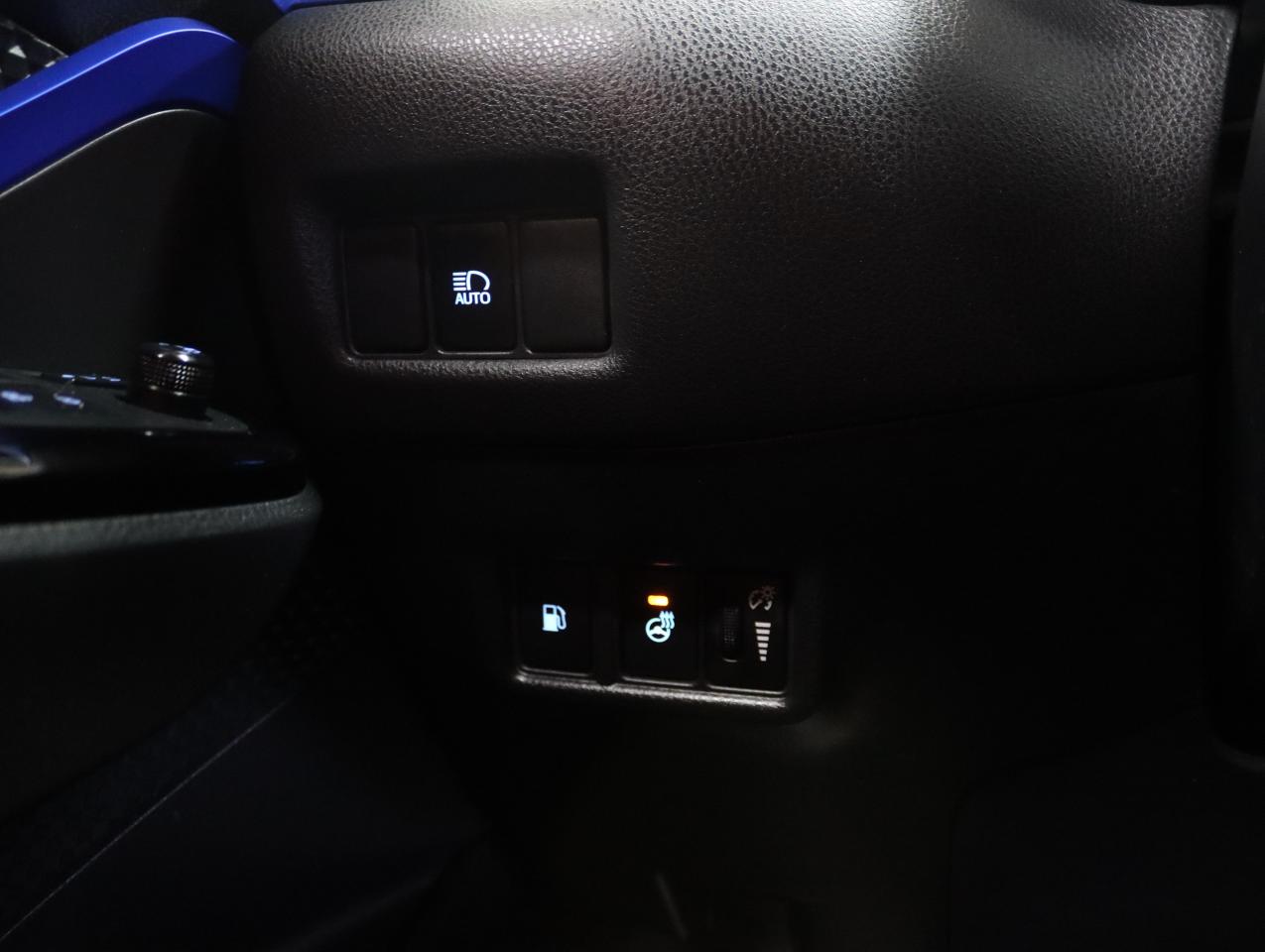 2020 Toyota C-HR XLE PREMIUM | LaneDep | Heated Seats | CarPlay