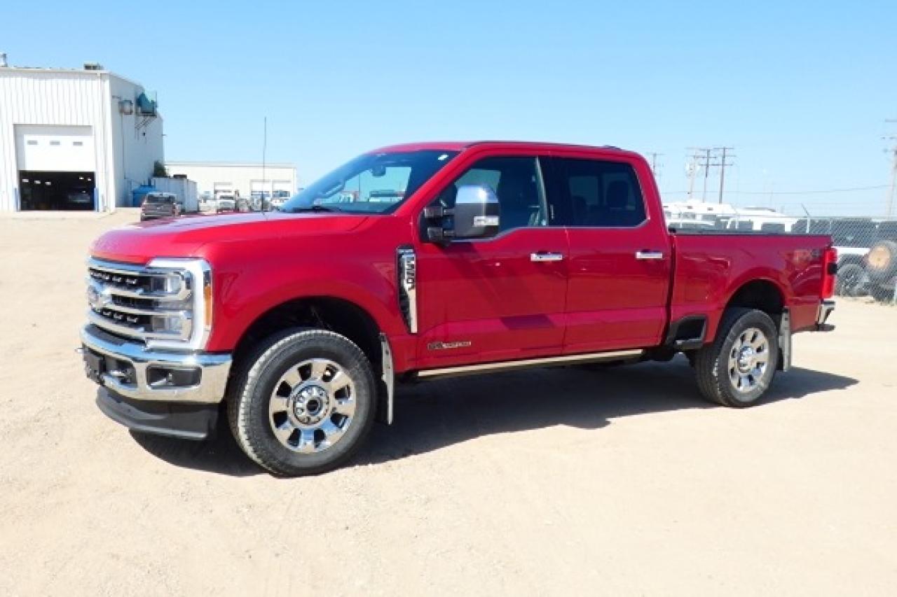 2023 Ford F-350 King Ranch 6.7L P/S DSL w/H&C L, p.S/R,NAV,BUC,PRB - Photo #2