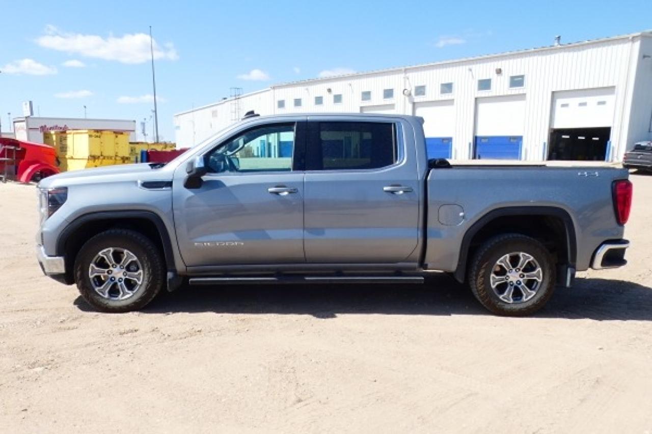 2023 GMC Sierra 1500 SLE w/Htd cloth, Nav ready, BUC
