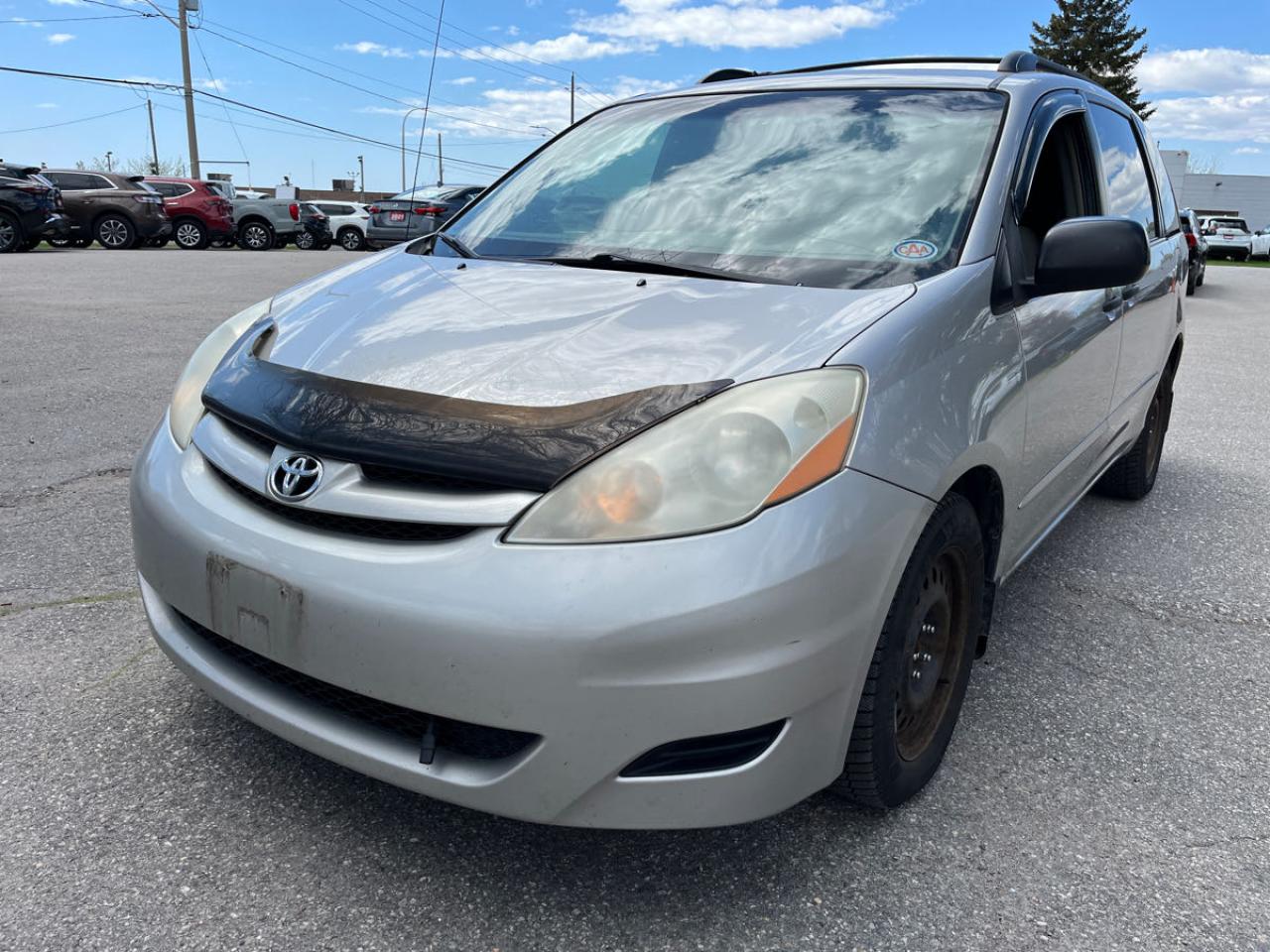 Used 2010 Toyota Sienna LE for sale in Brampton, ON
