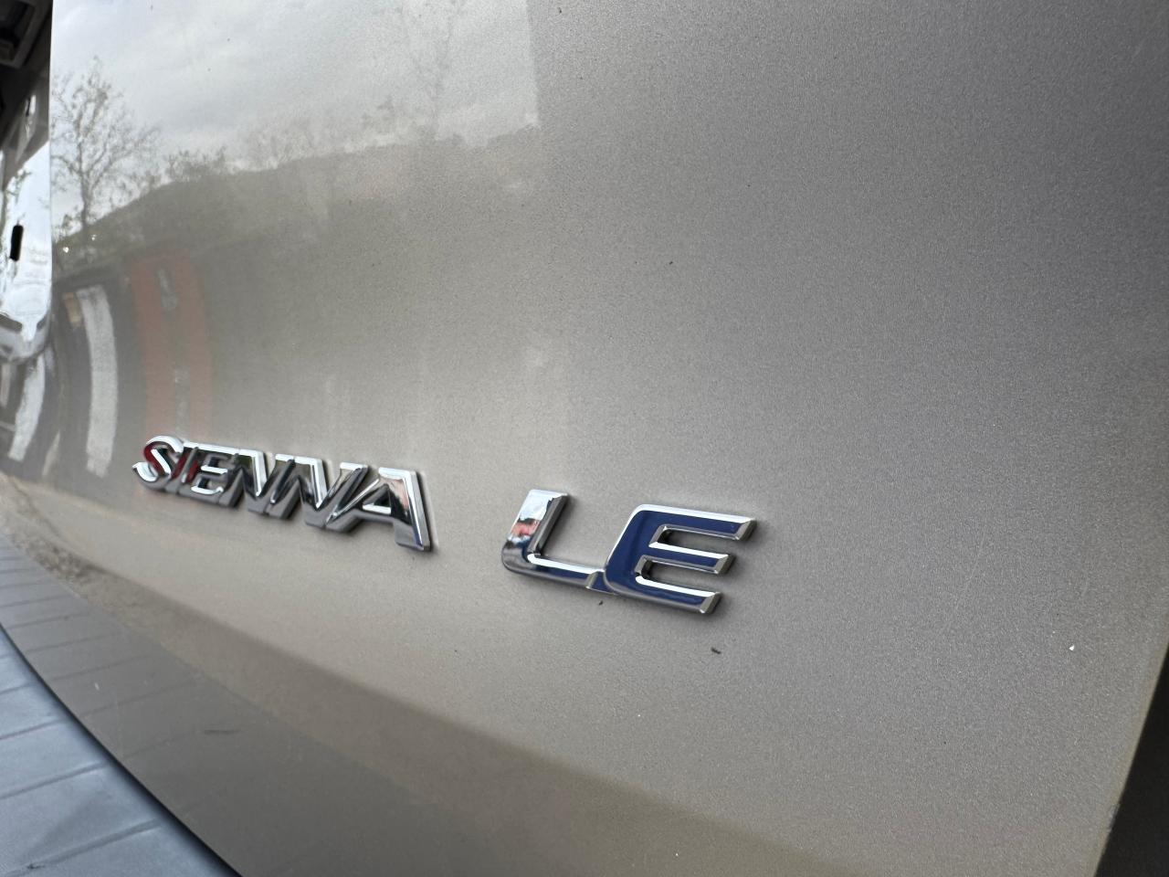 2004 Toyota Sienna CE - Photo #41