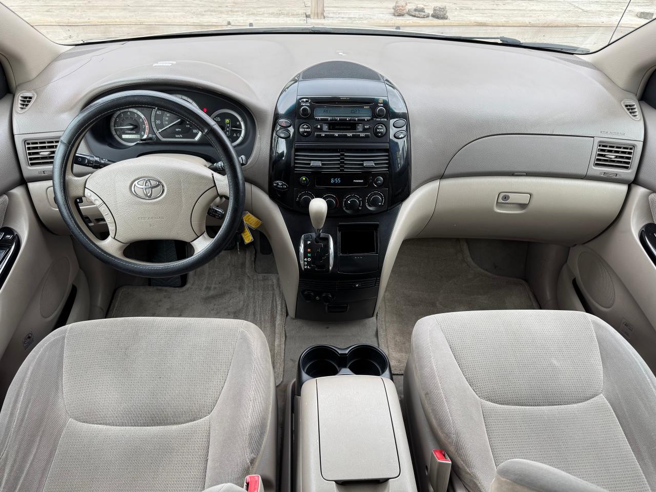 2004 Toyota Sienna CE - Photo #33