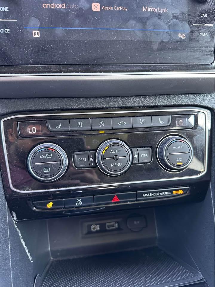 2019 Volkswagen Atlas EXECLINE - Photo #11