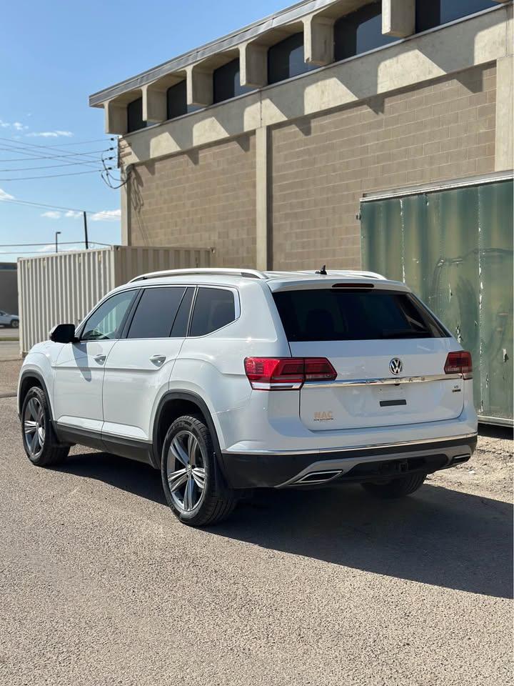 2019 Volkswagen Atlas EXECLINE - Photo #4