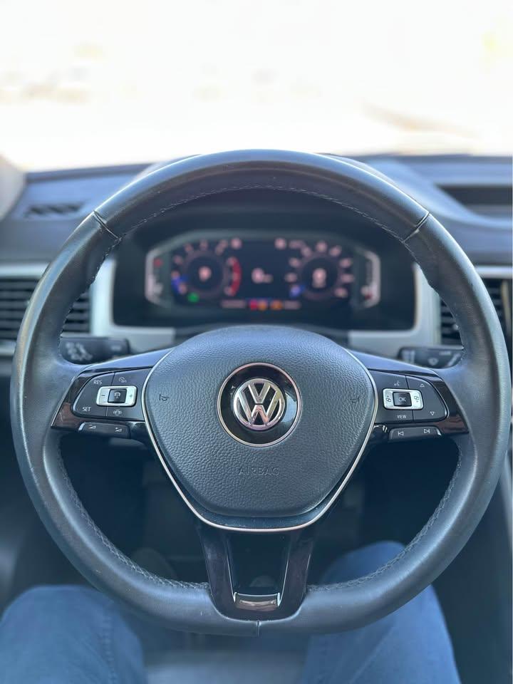 2019 Volkswagen Atlas EXECLINE - Photo #6